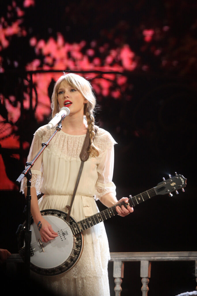 Taylor_Swift